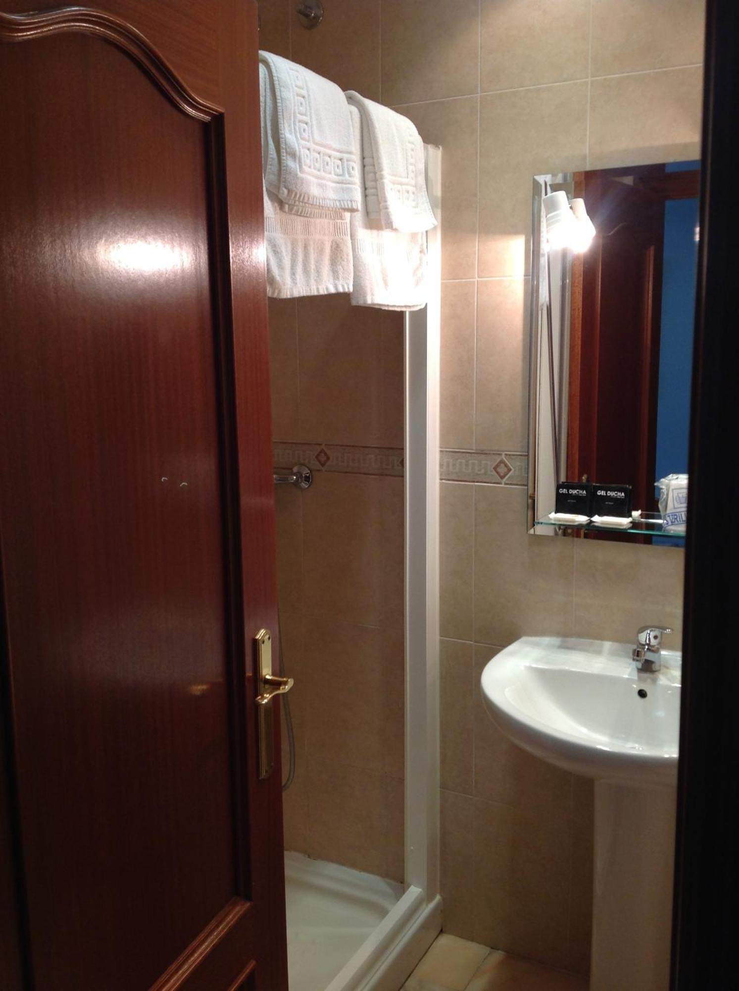 Hostal Los Amigos Olivenza Δωμάτιο φωτογραφία